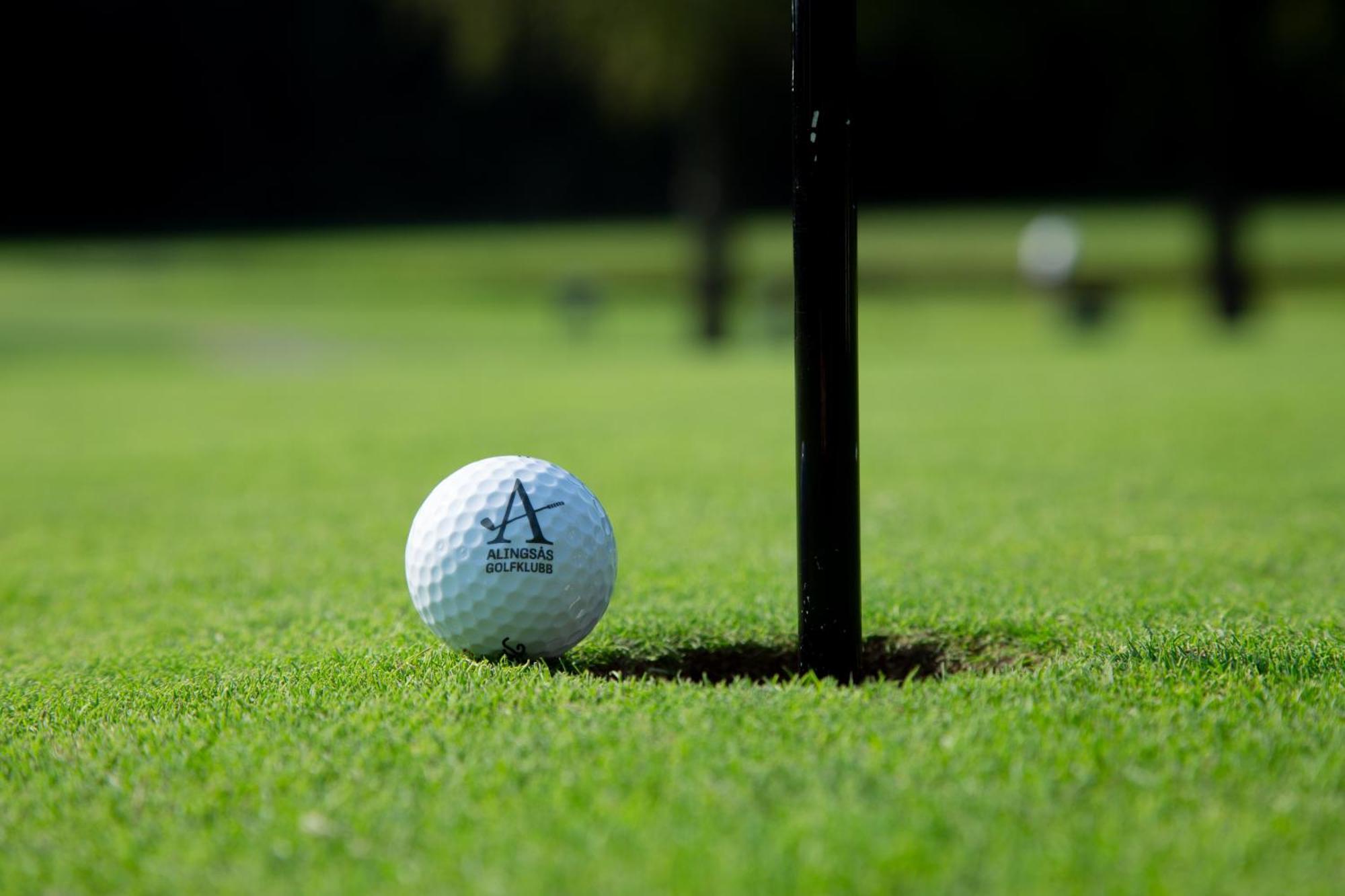 Alingsas Golfklubb Apartment Екстериор снимка