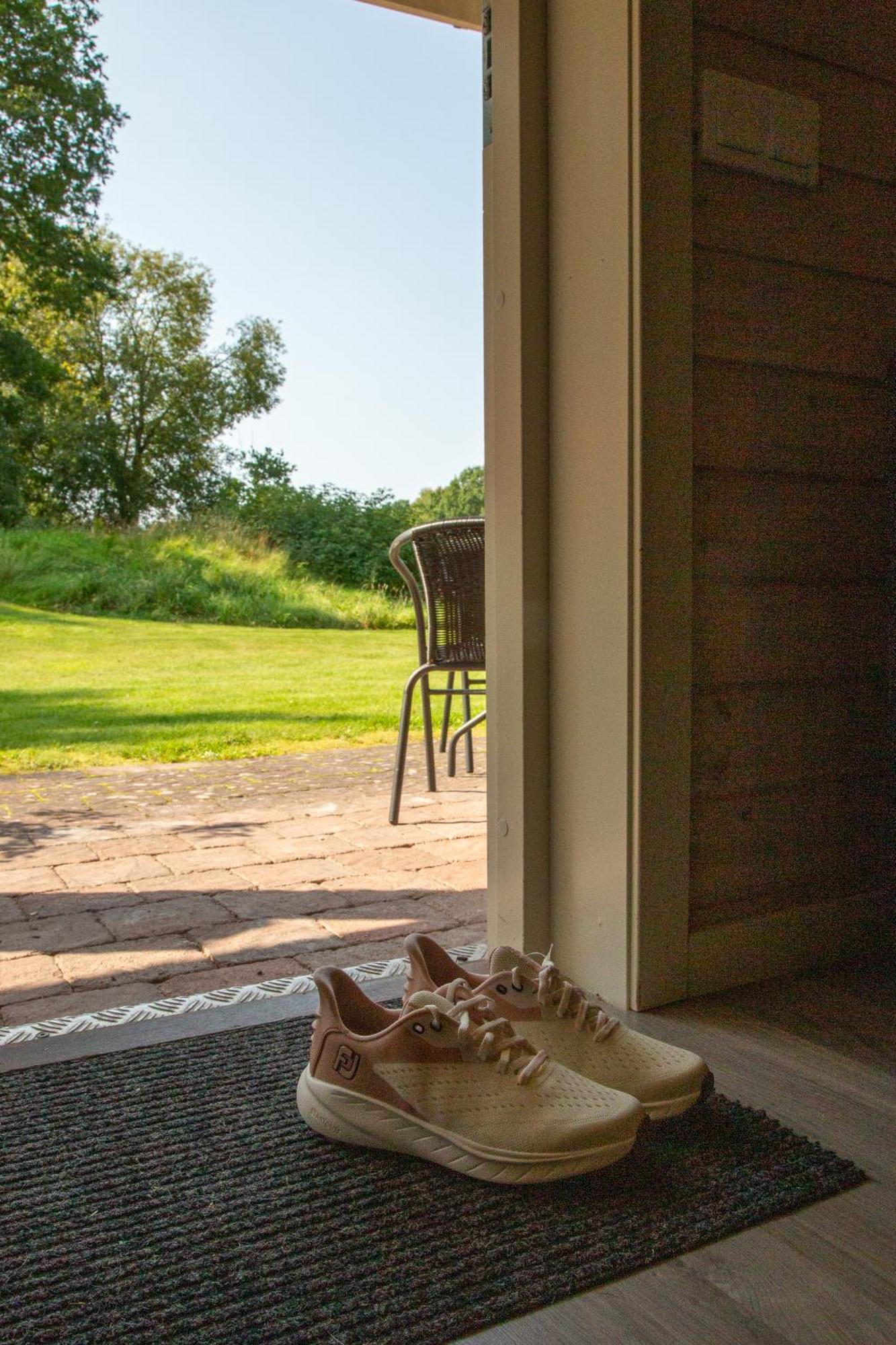 Alingsas Golfklubb Apartment Екстериор снимка